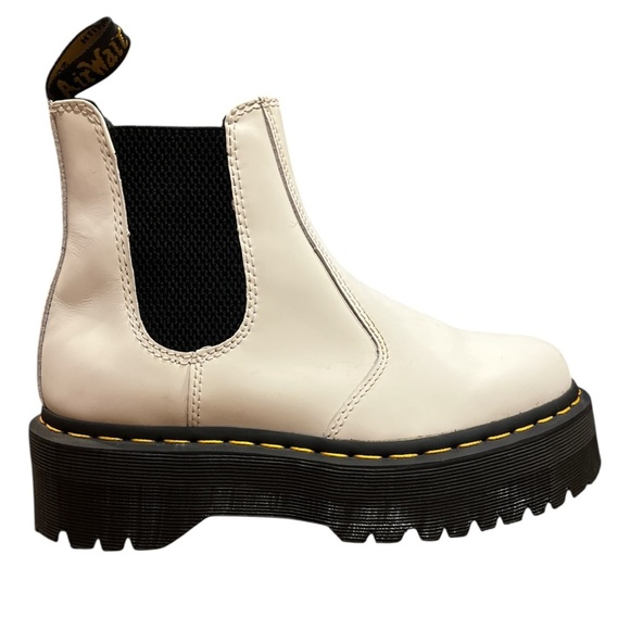 New Dr. Martens Unisex Size 6 & 7.5 White 2976 Quad Chelsea Combat Boots - Picture 3 of 11